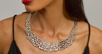 Lucy Quartermaine Splash