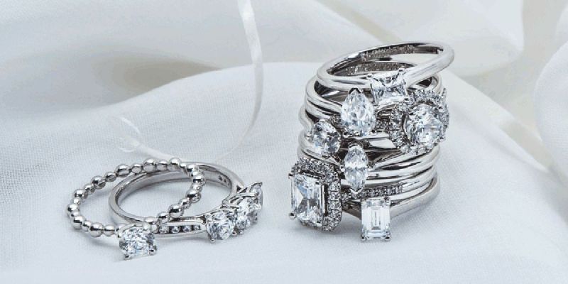 How to clean diamond ring