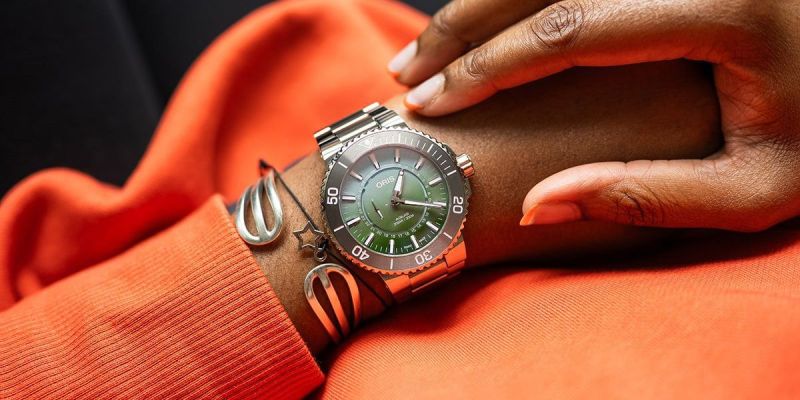 New In 2023 | Oris Aquis Dat Watt Limited Edition II 