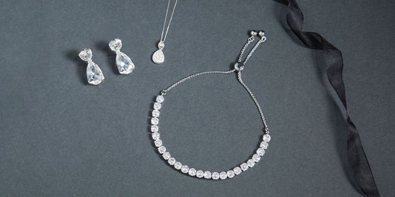 New Year’s Eve Jewellery Style Guide