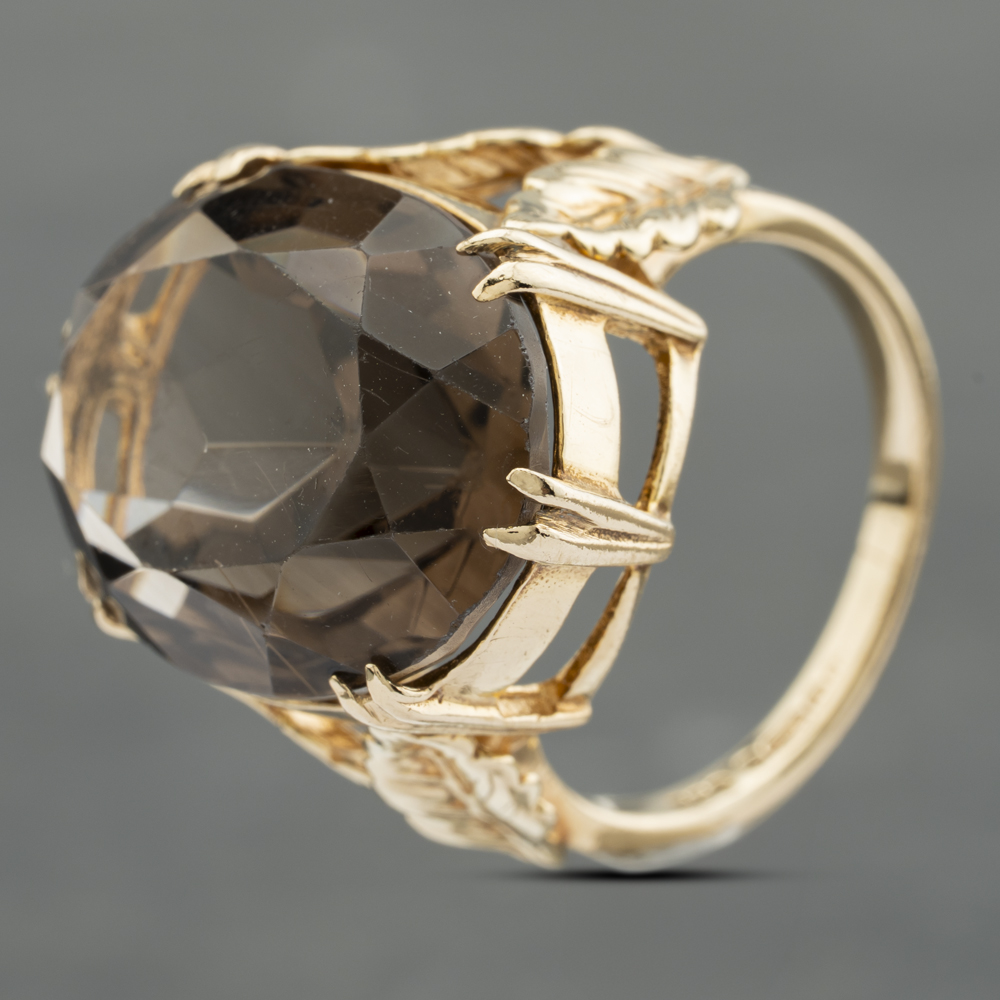 Second Hand 9ct Yellow Gold Smokey Quartz Large Oval Dress Ring 41102759