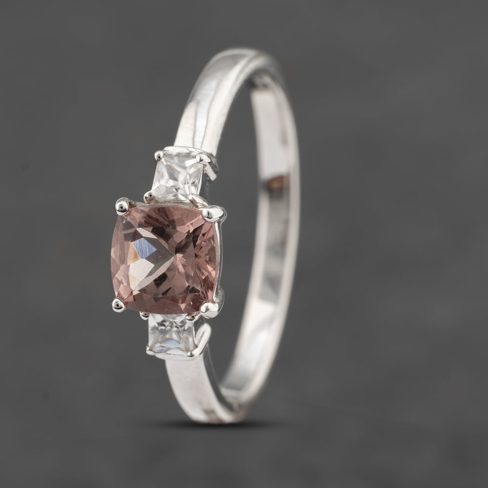 Second Hand 9ct White Gold Pink Quartz & Cubic Zirconia Three Stone Ring 41103481