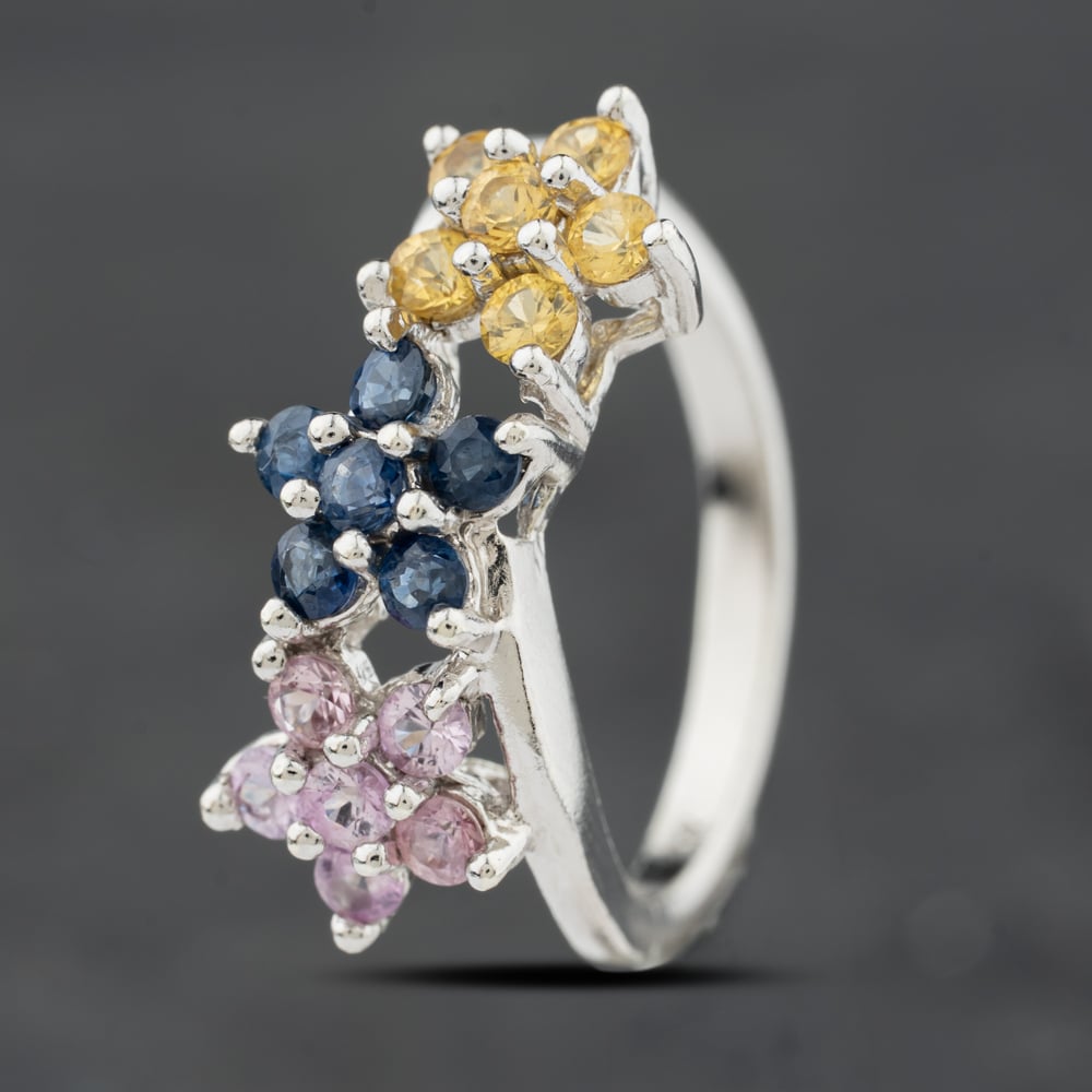 Second Hand 9ct White Gold Cubic Zirconia Triple Cluster Dress Ring 41104126