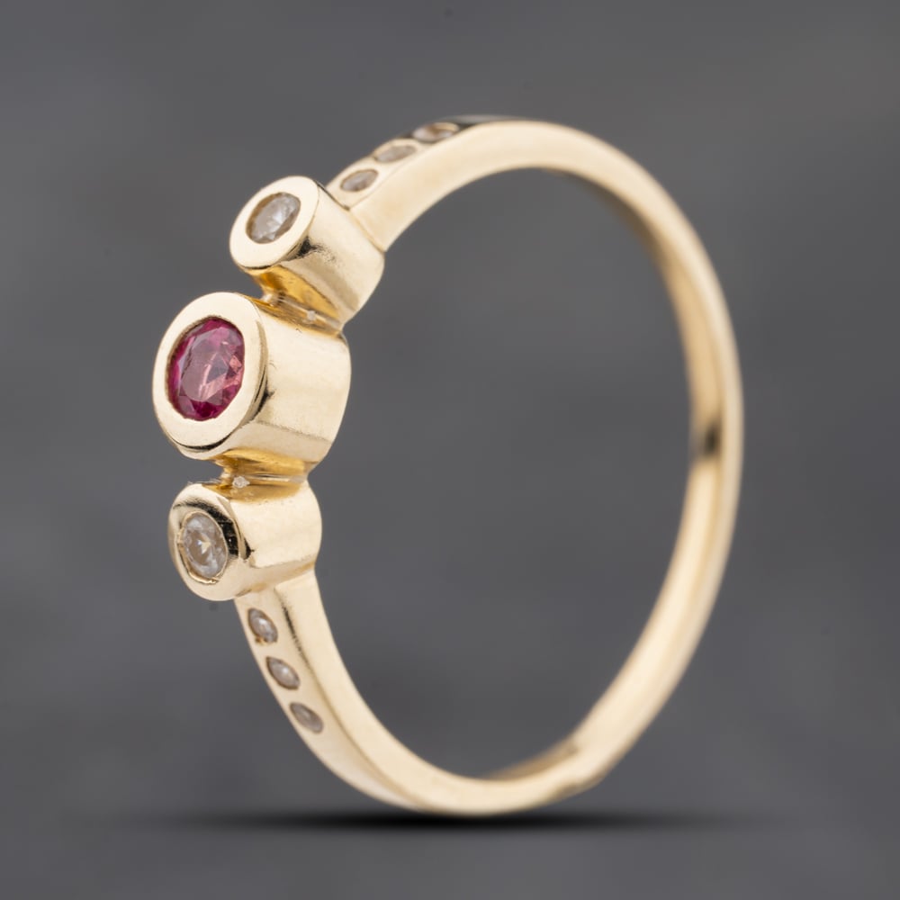 Second Hand 9ct Yellow Gold Spinel & Diamond Dress Ring 41104179