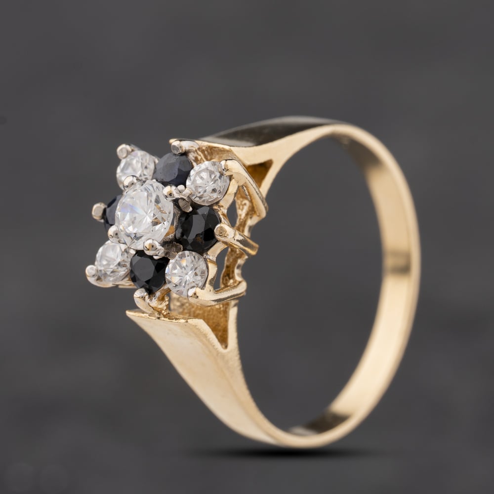 Second Hand 9ct Yellow Gold Sapphire & Cubic Zirconia Cluster Ring 41104301