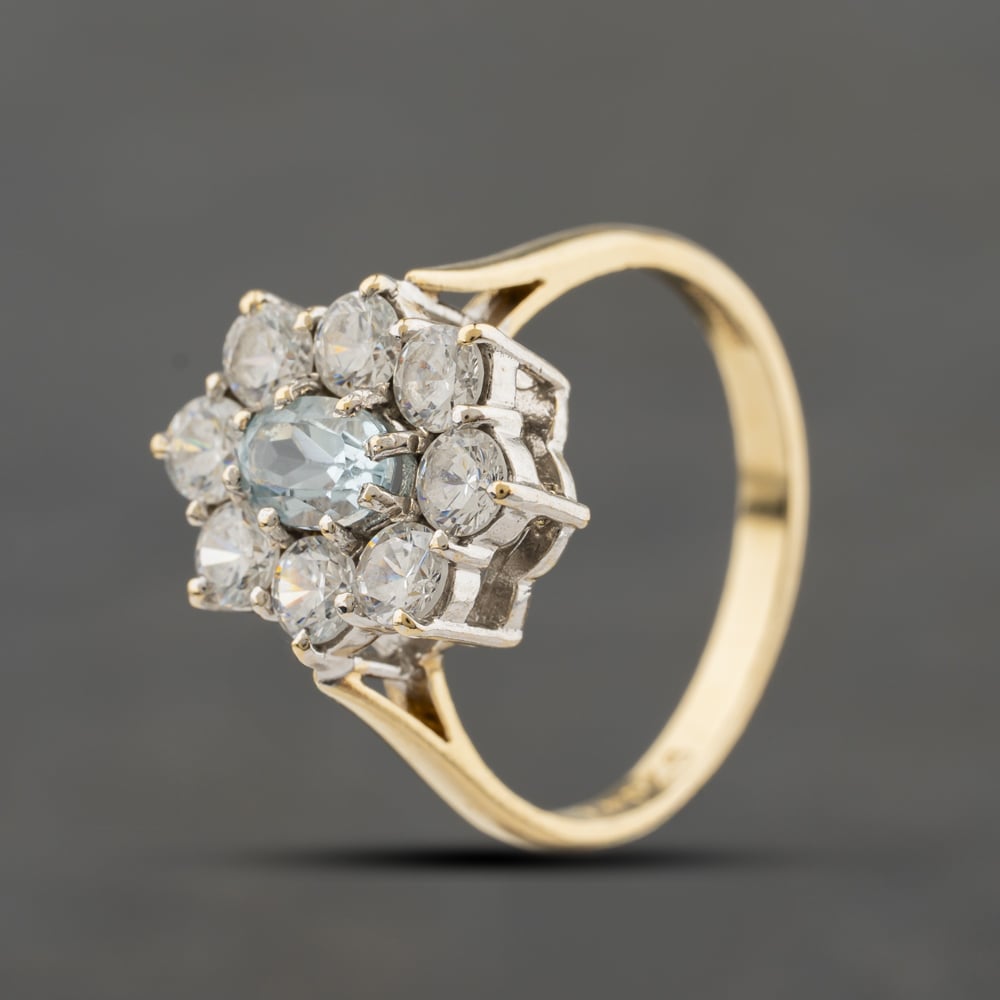 Second Hand 9ct Yellow Gold Blue Topaz & Cubic Zirconia Cluster Ring 41104357