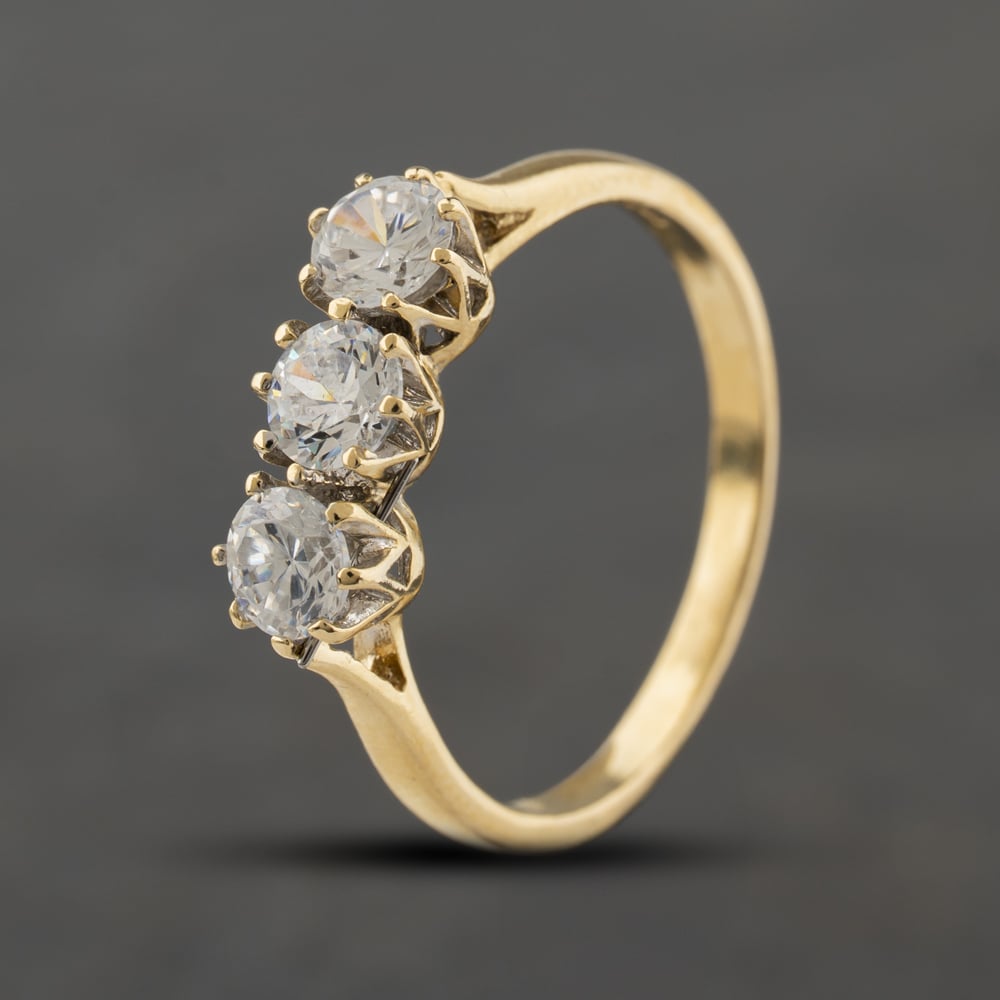 Second Hand 9ct Yellow Gold Cubic Zirconia Three Stone Ring 41104402
