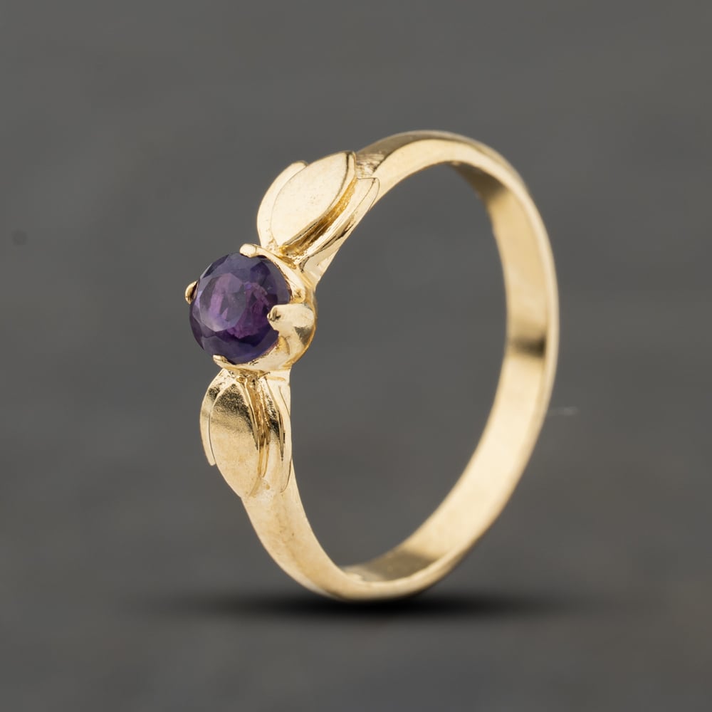 Second Hand 9ct Yellow Gold Amethyst Single Stone Dress Ring 41104464
