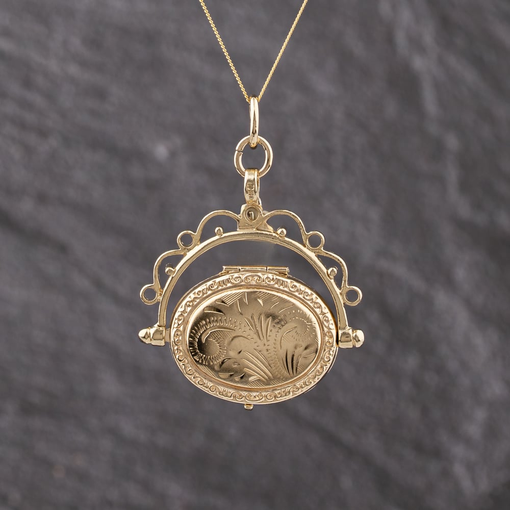 Second Hand 9ct Yellow Gold Swivel Oval Engraved Locket Pendant & 18 Inch Curb Chain 41143366