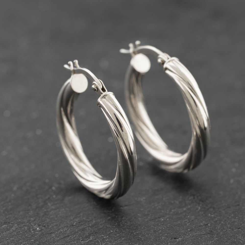 Second Hand White Gold Twist Hoop Earrings 41174188