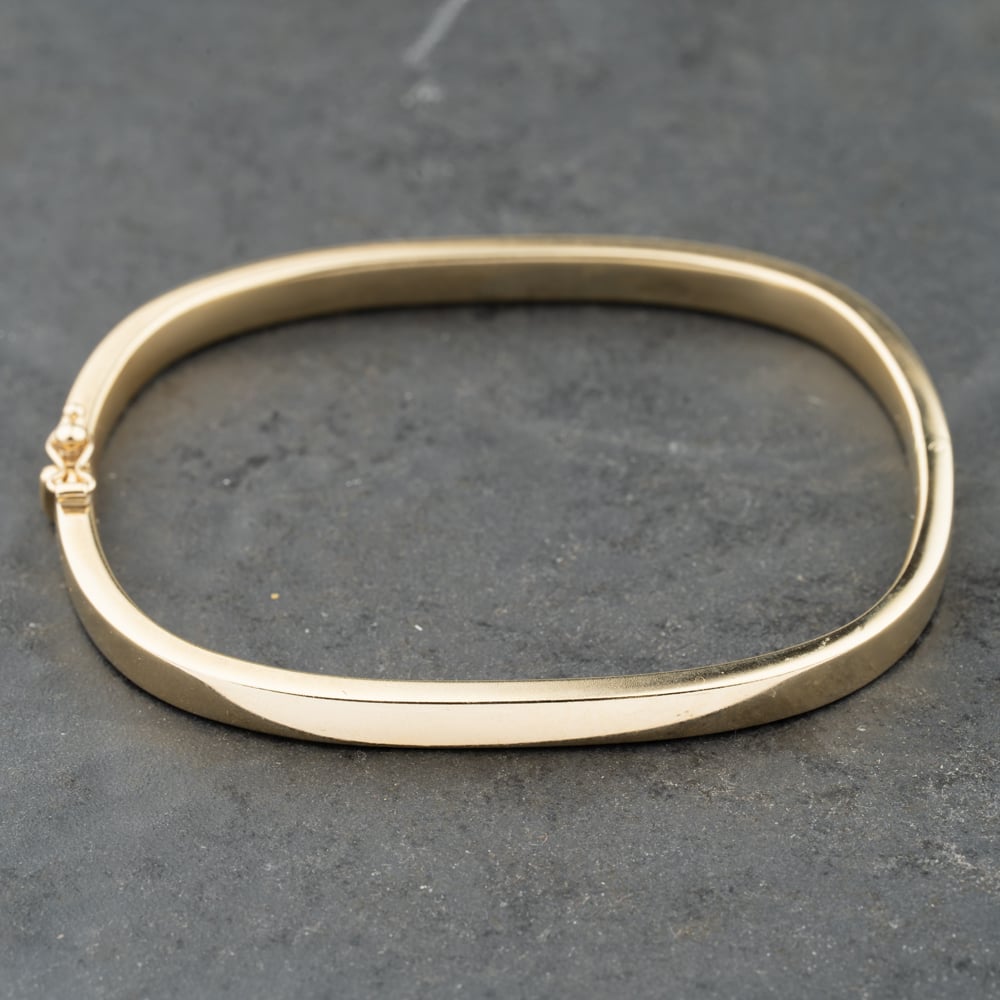 Second Hand 9ct Yellow Gold Square Shape Standard Hinged Bangle 41211403