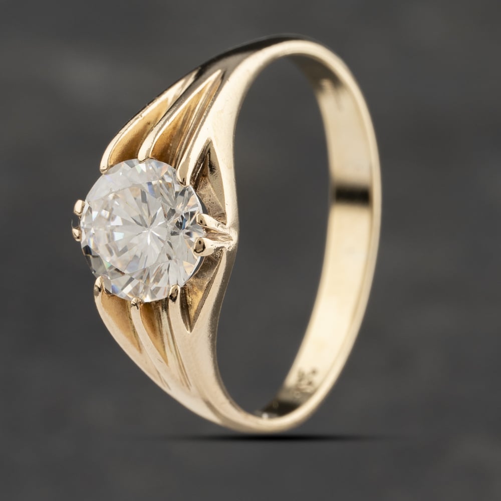 Second Hand 9ct Yellow Gold Cubic Zirconia Solitaire Ring 41341924