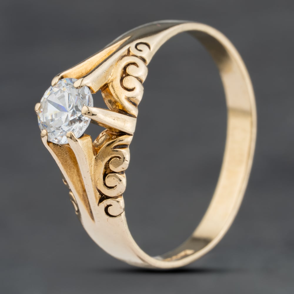 Second Hand 9ct Yellow Gold Cubic Zirconia Signet Ring 41342307