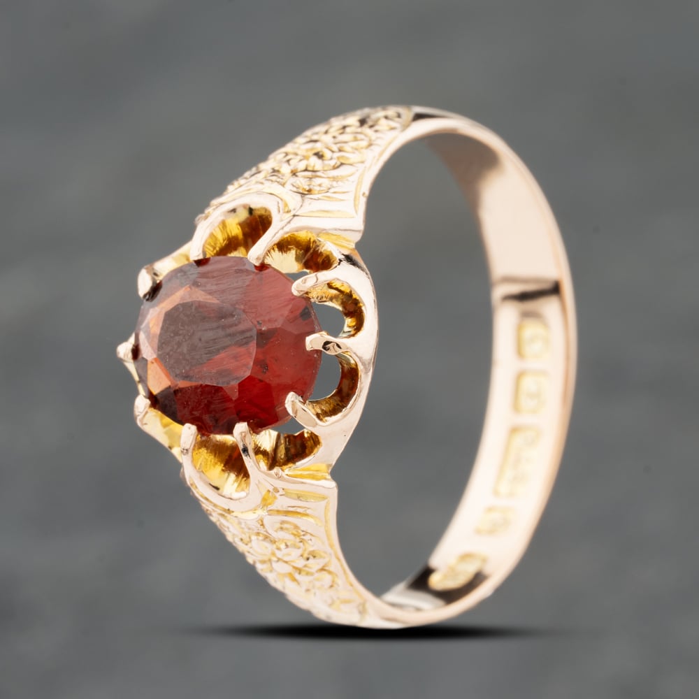 Second Hand 9ct Rose Gold Garnet Signet Ring 41342340