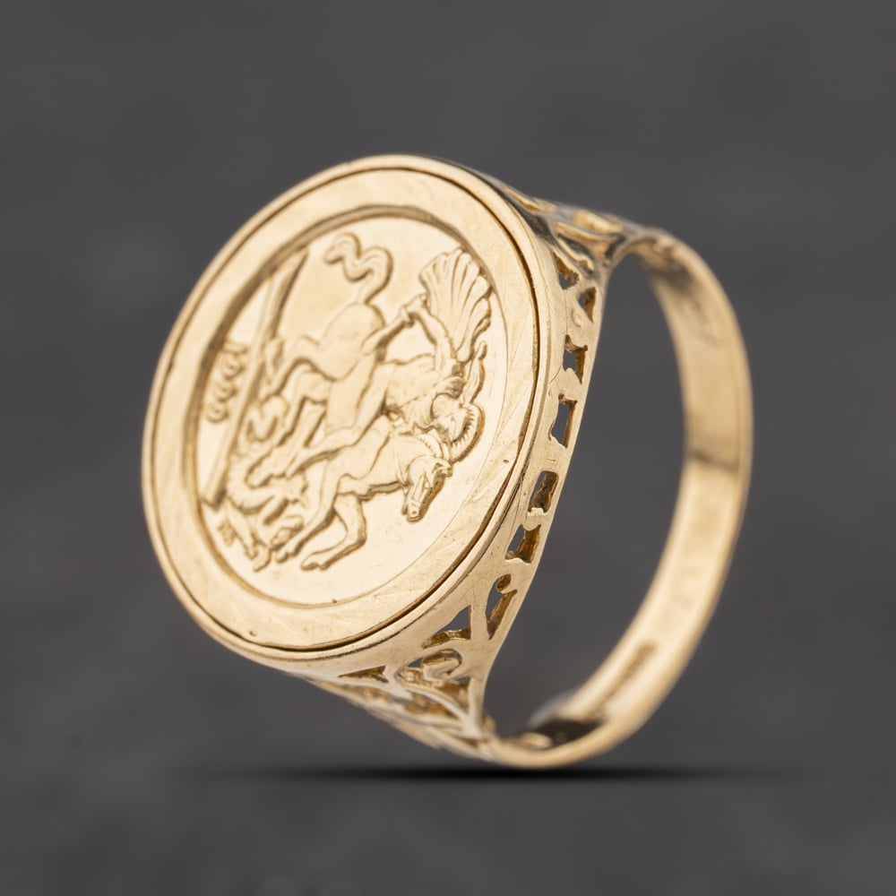 Second Hand 9ct Yellow Gold St George Signet Ring 41342439