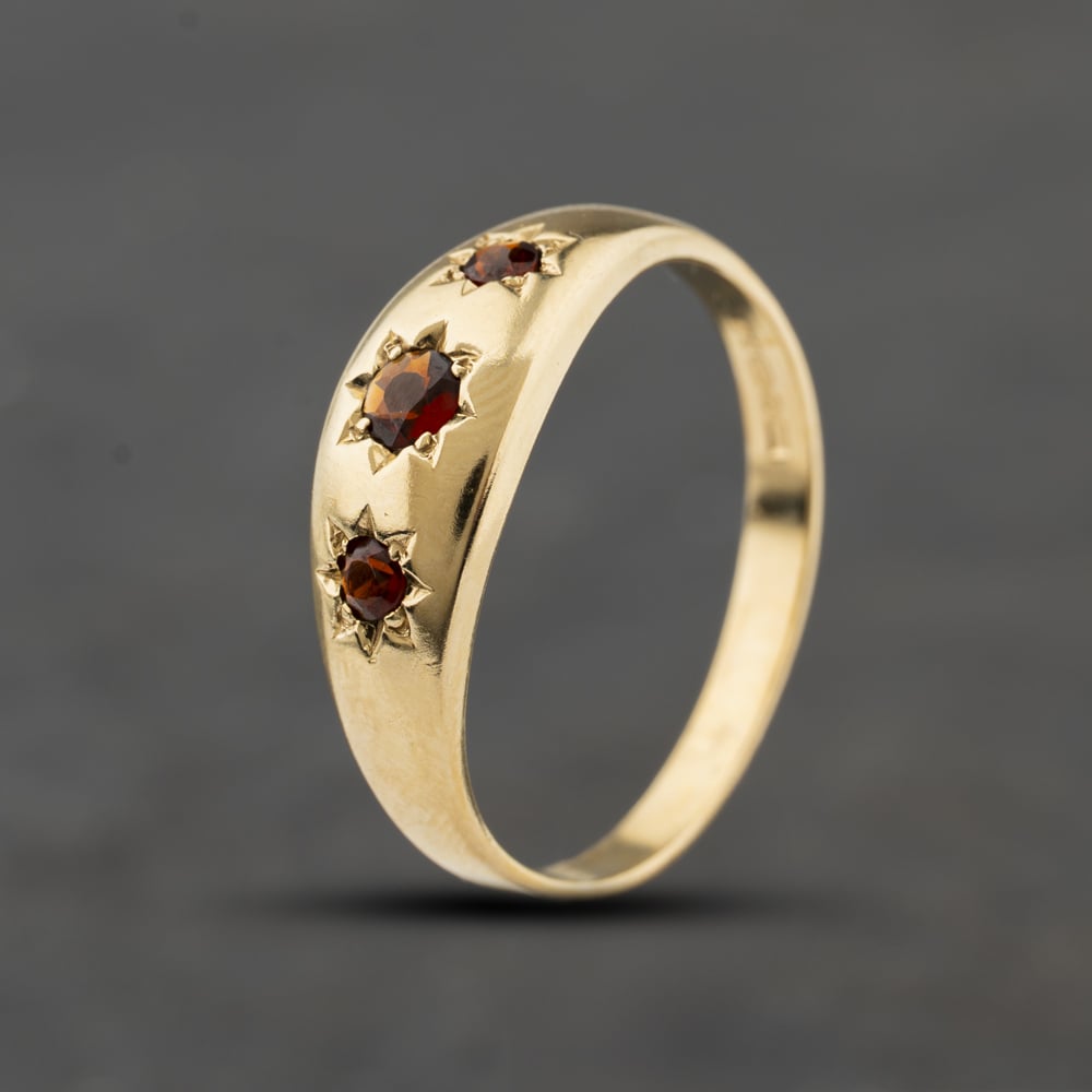 Second Hand 9ct Yellow Gold Garnet Three Stone Signet Ring 41342472