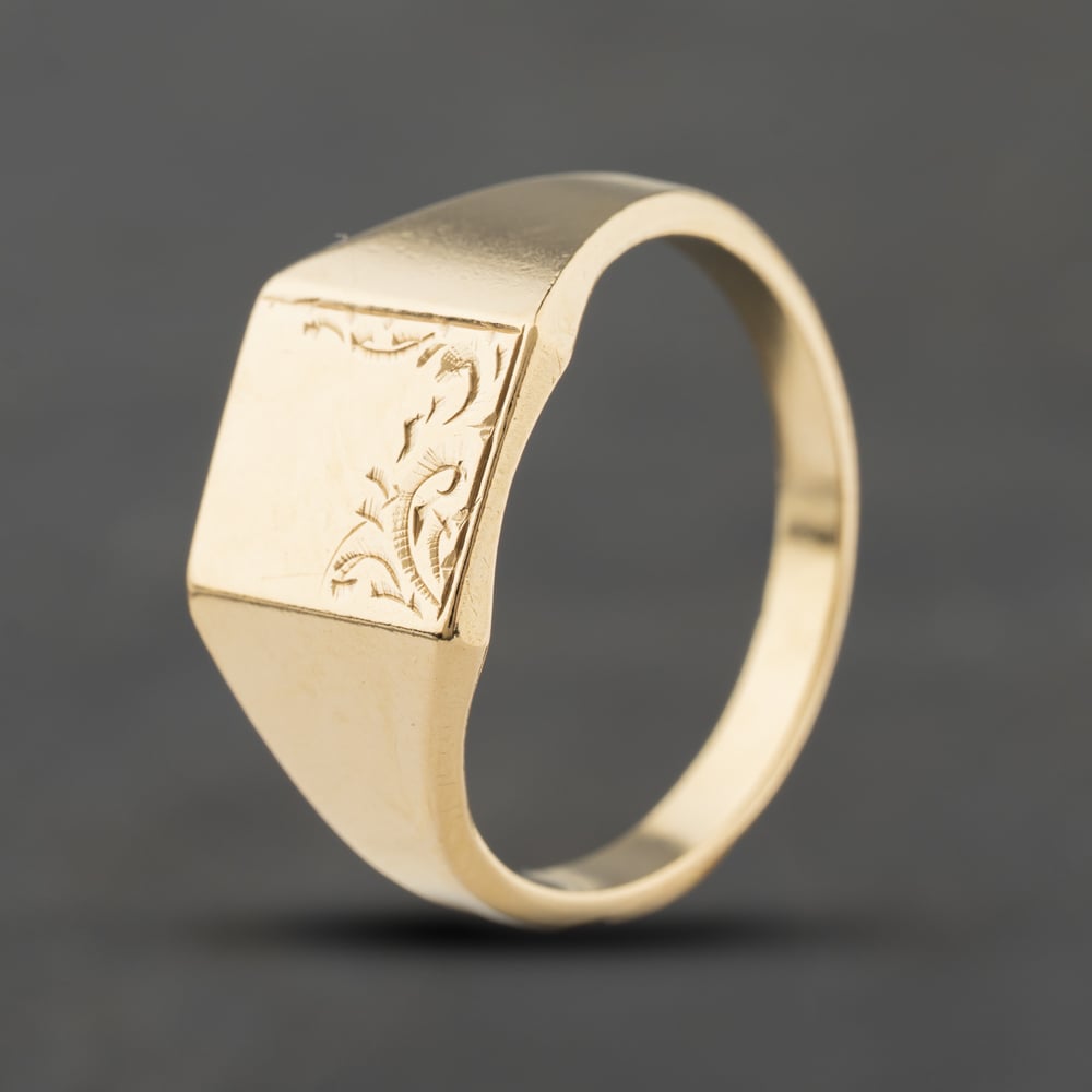 Second Hand 9ct Yellow Gold Square Half Engraved Signet Ring 41342491