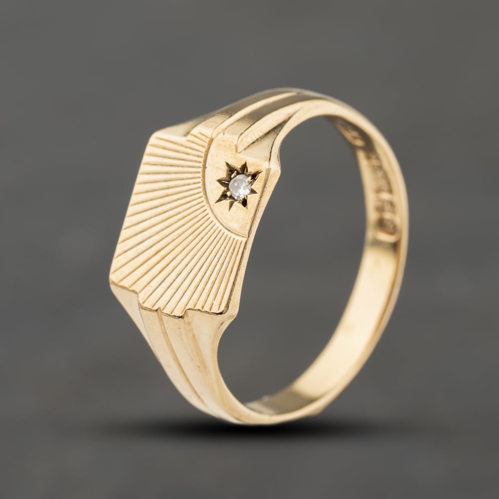 Second Hand 9ct Yellow Gold Diamond Set Square Signet Ring 41342492