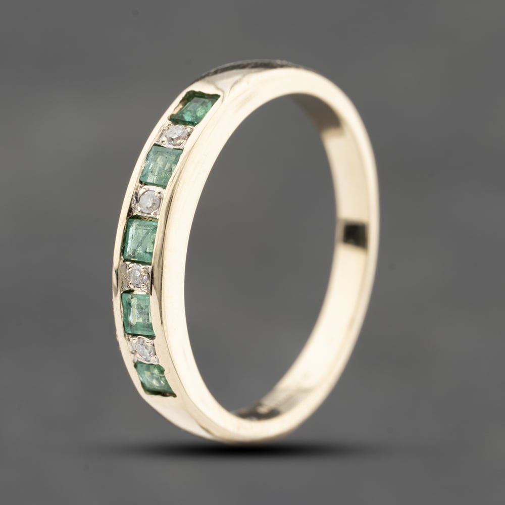Second Hand 9Ct Yellow Gold Emerald &Amp; Diamond Half Eternity Ring 41382615