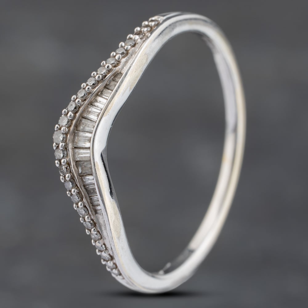Second Hand 9ct White Gold 0.20ct Diamond Half Wishbone Ring 41383105