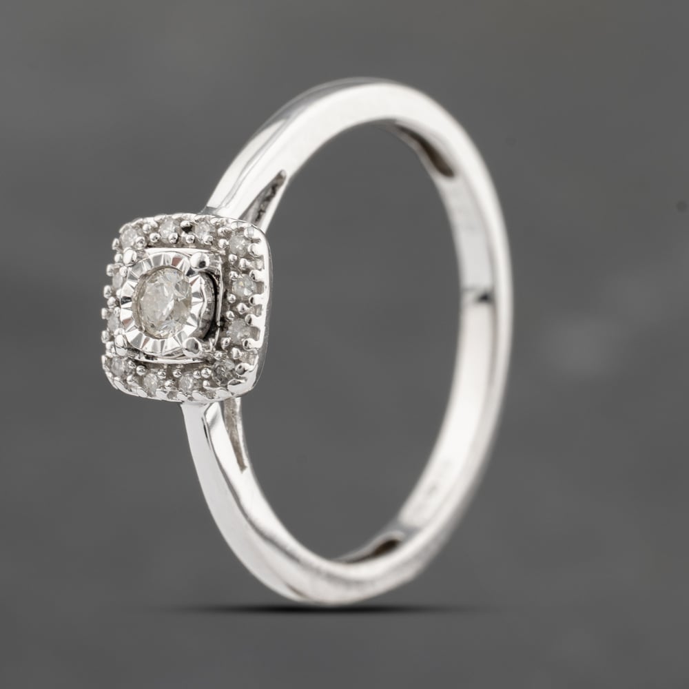 Second Hand 9ct White Gold 0.10ct Brilliant Cut Diamond Cluster Ring 41383216