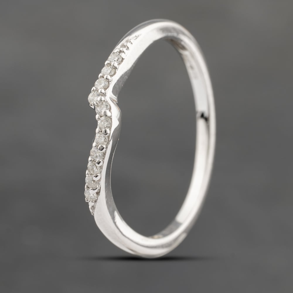 Second Hand 9ct White Gold 0.08ct Brilliant Cut Diamond Shaped Ring 41383260