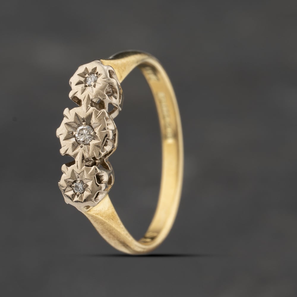 Second Hand Vintage 18ct Yellow Gold 0.05ct Diamond Three Stone Ring 41383338