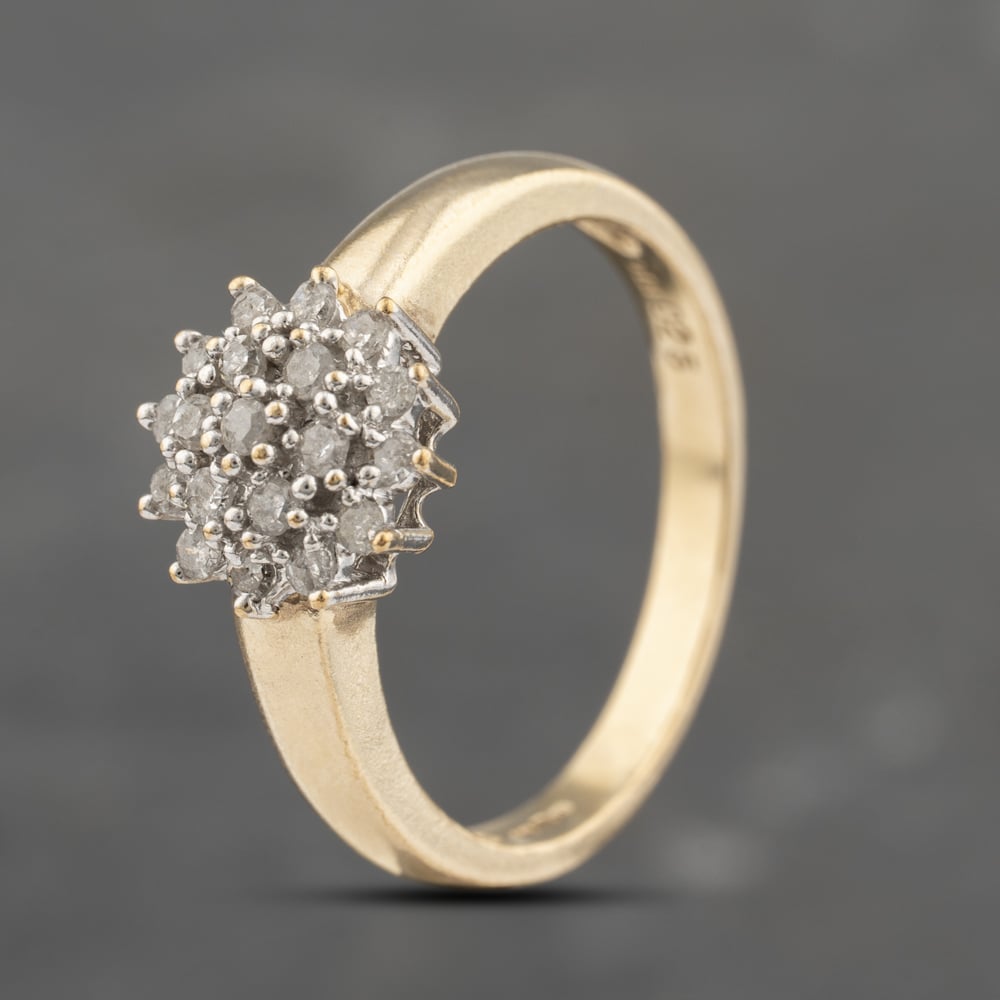 Second Hand 9ct Yellow Gold 0.25ct Brilliant Cut Diamond Cluster Ring 41383611