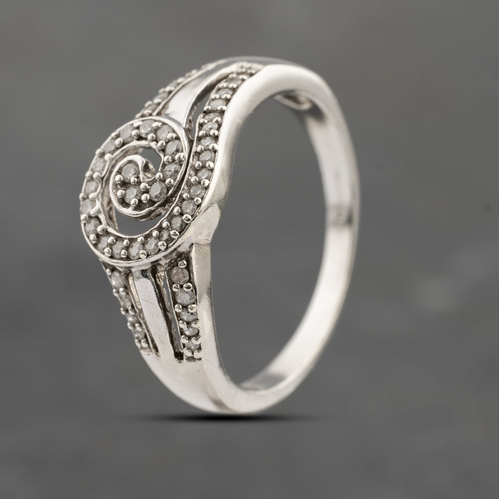 Second Hand 9ct White Gold 0.25ct Brilliant Cut Diamond Swirl Cluster Ring 41383649