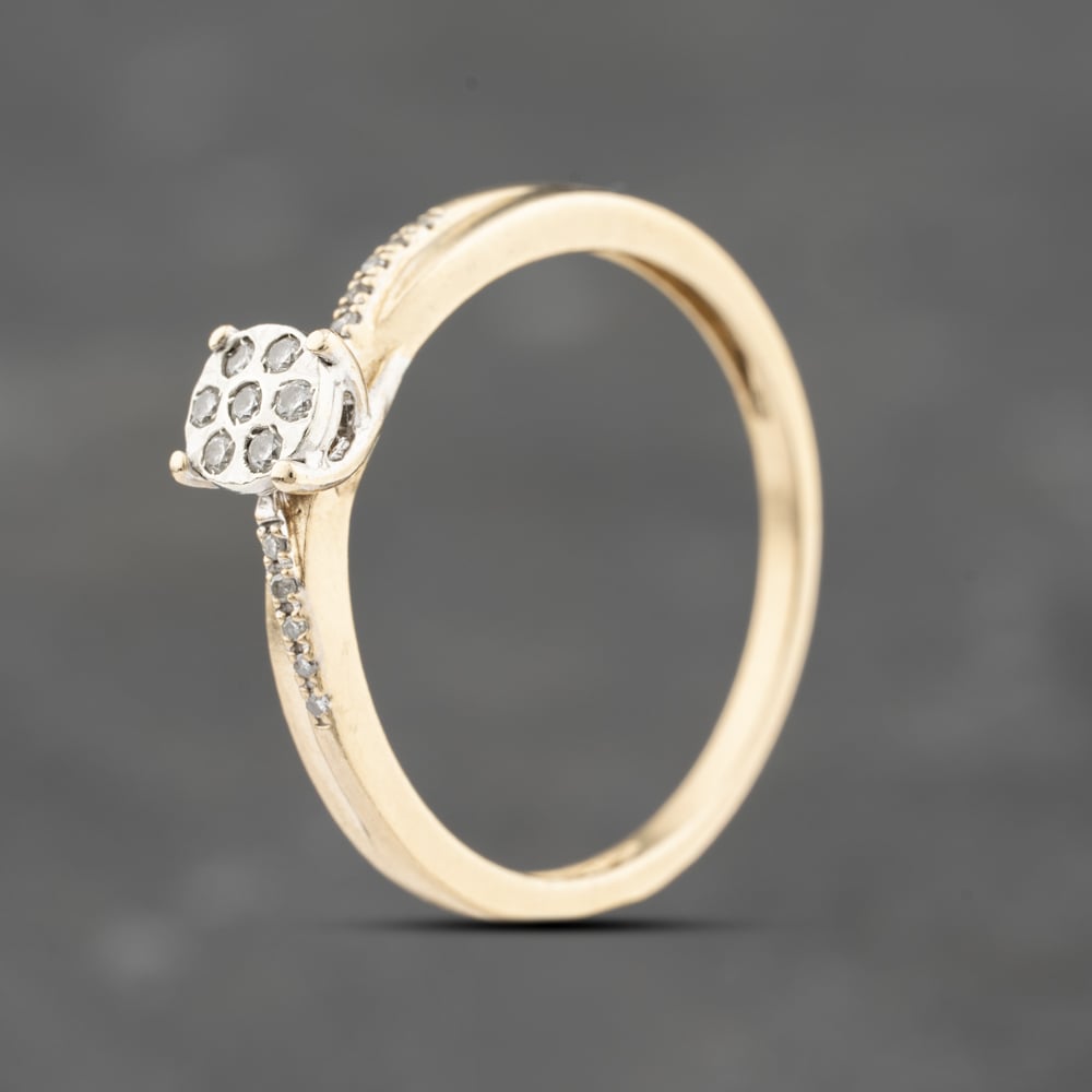 Second Hand 9ct Yellow Gold 0.10ct Brilliant Cut Diamond Cluster Ring 41383676