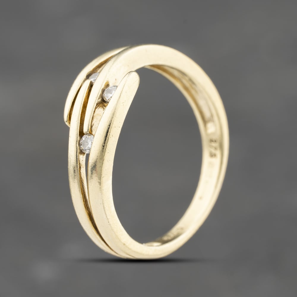 Second Hand 9ct Yellow Gold 0.07ct Brilliant Cut Diamond Open Work Three Stone Band Ring 41383692