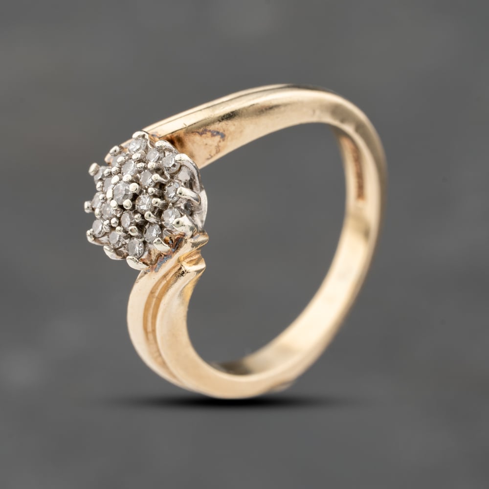 Second Hand 9ct Yellow Gold 0.12ct Brilliant Cut Diamond Cluster Ring 41383773