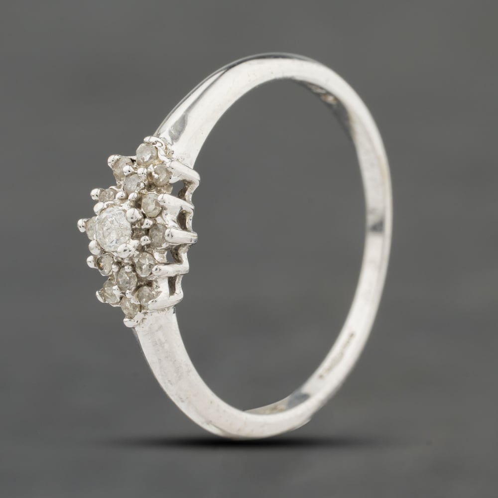 Second Hand 9ct White Gold 0.15ct Diamond Cluster Ring 41383959