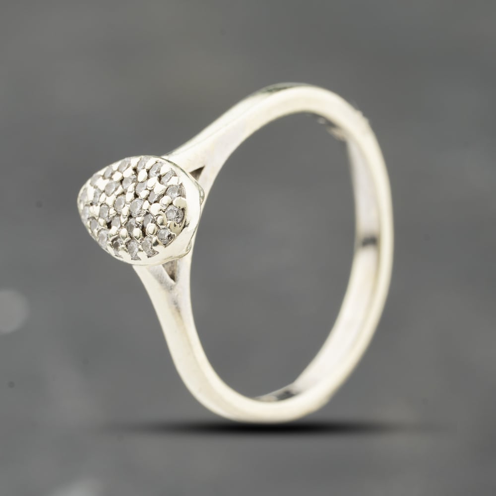 Second Hand 9ct White Gold 0.16ct Diamond Teardrop Cluster Ring 41384178