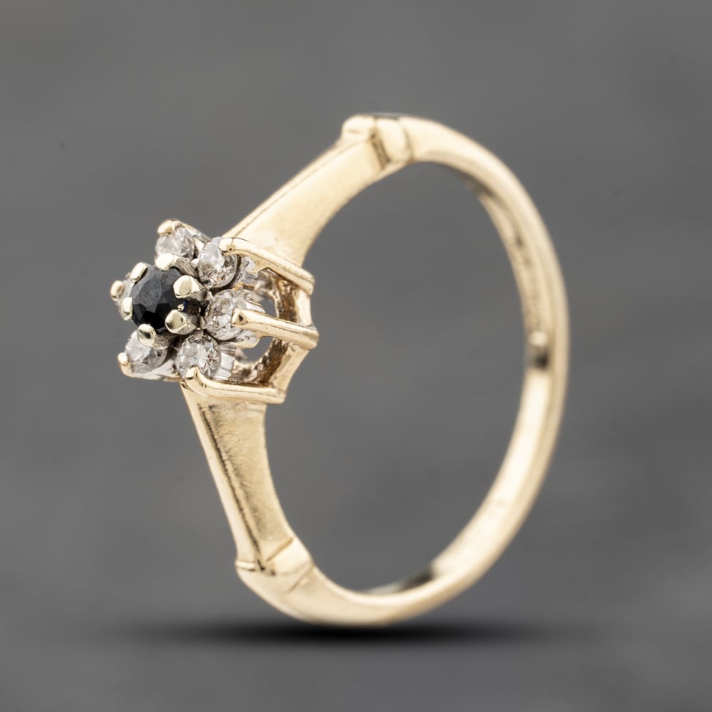 Second Hand 9ct Yellow Gold Sapphire & Diamond Cluster Ring 41384191