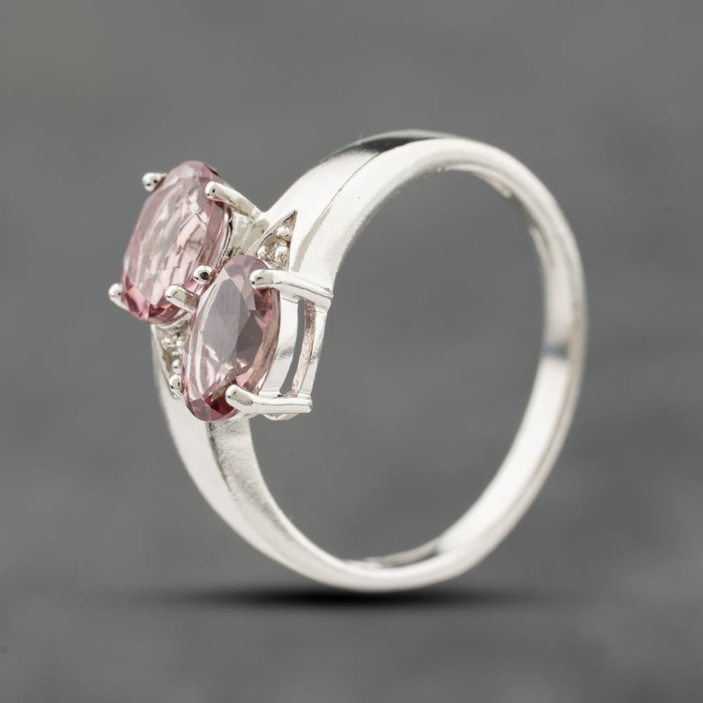 Second Hand 9ct White Gold Amethyst & Diamond Crossover Ring 41384192