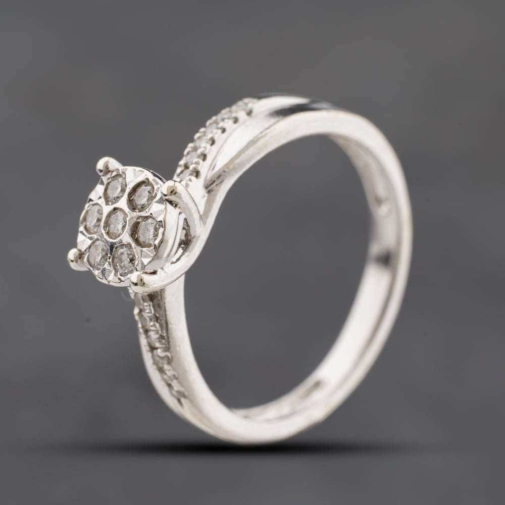 Second Hand 9ct White Gold Diamond Twist Diamond Set Shoulders Cluster Ring 41384250