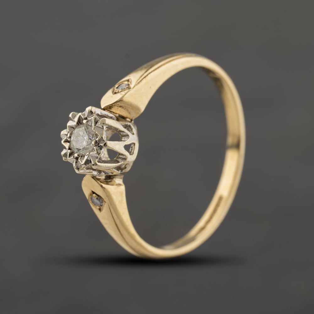 Second Hand 9ct Yellow Gold 0.10ct Brilliant Cut Diamond Shoulder Set Solitaire Ring 41384463