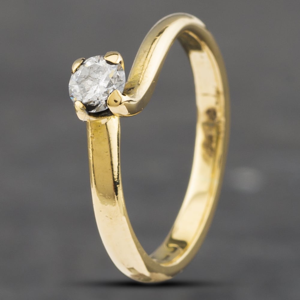 Second Hand 18ct Yellow Gold Brilliant Cut Diamond Twist Solitaire Ring 41481636