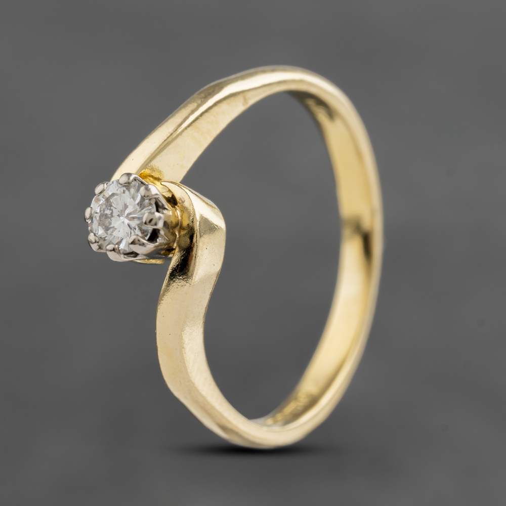 Second Hand 18ct Yellow Gold 0.15ct Brilliant Cut Diamond Twist Solitaire Ring 41482010