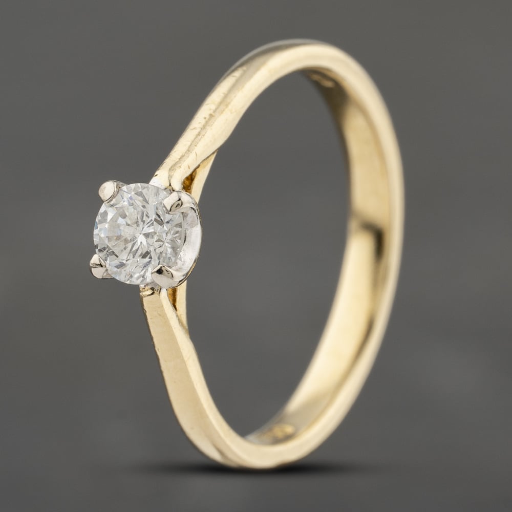 Second Hand 18ct Yellow Gold 0.29ct Brilliant Cut Diamond Solitaire Ring 41482089