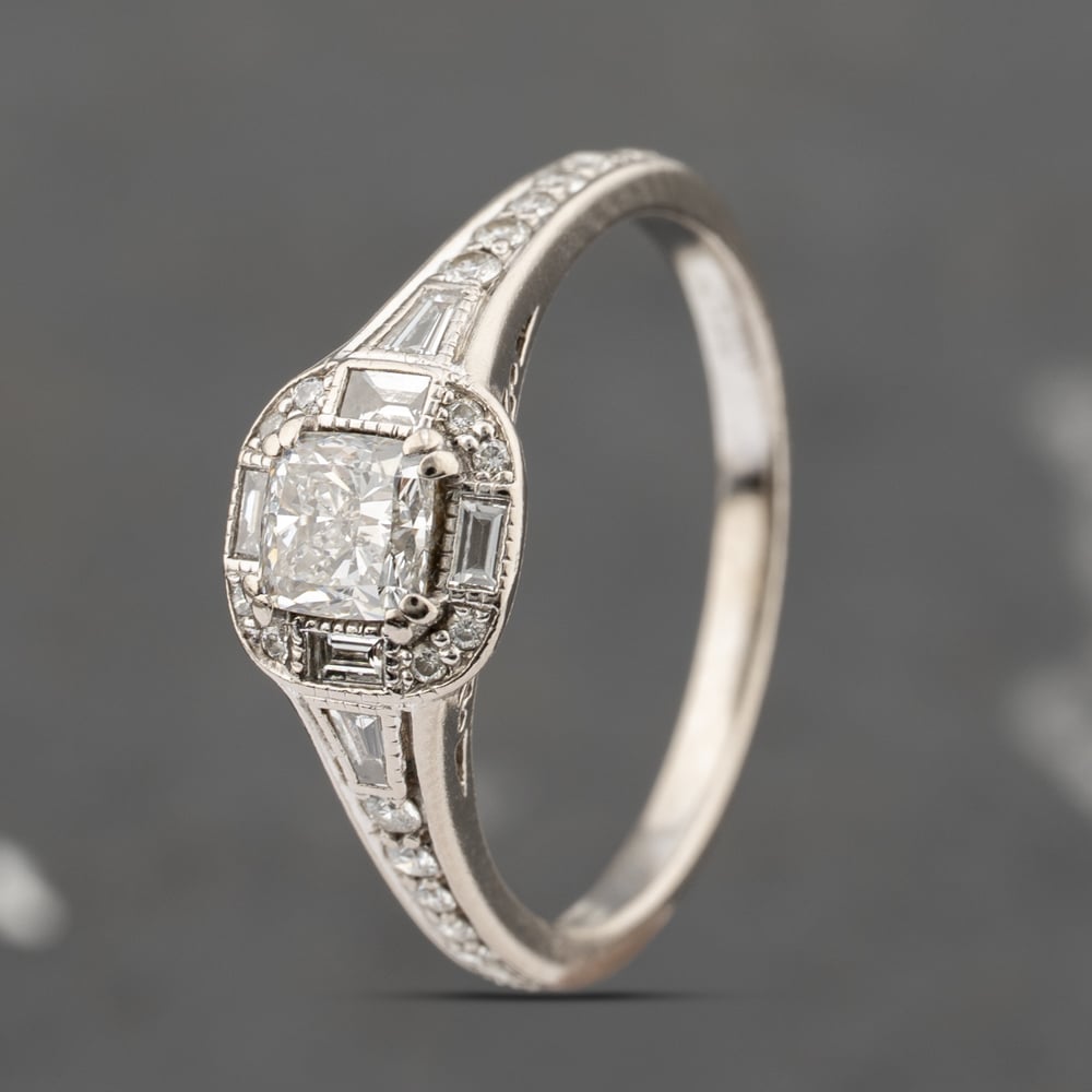 Second Hand 18ct White Gold 0.75ct Princess Cut Diamond Cluster Ring 41482230