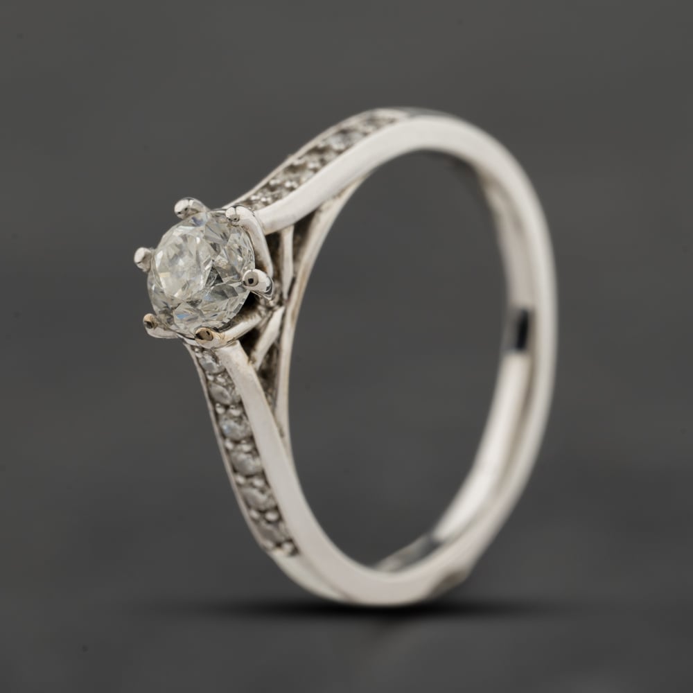 Second Hand 18ct White Gold 0.65ct Brilliant Cut Diamond Shoulder Set Solitaire Ring 41482311