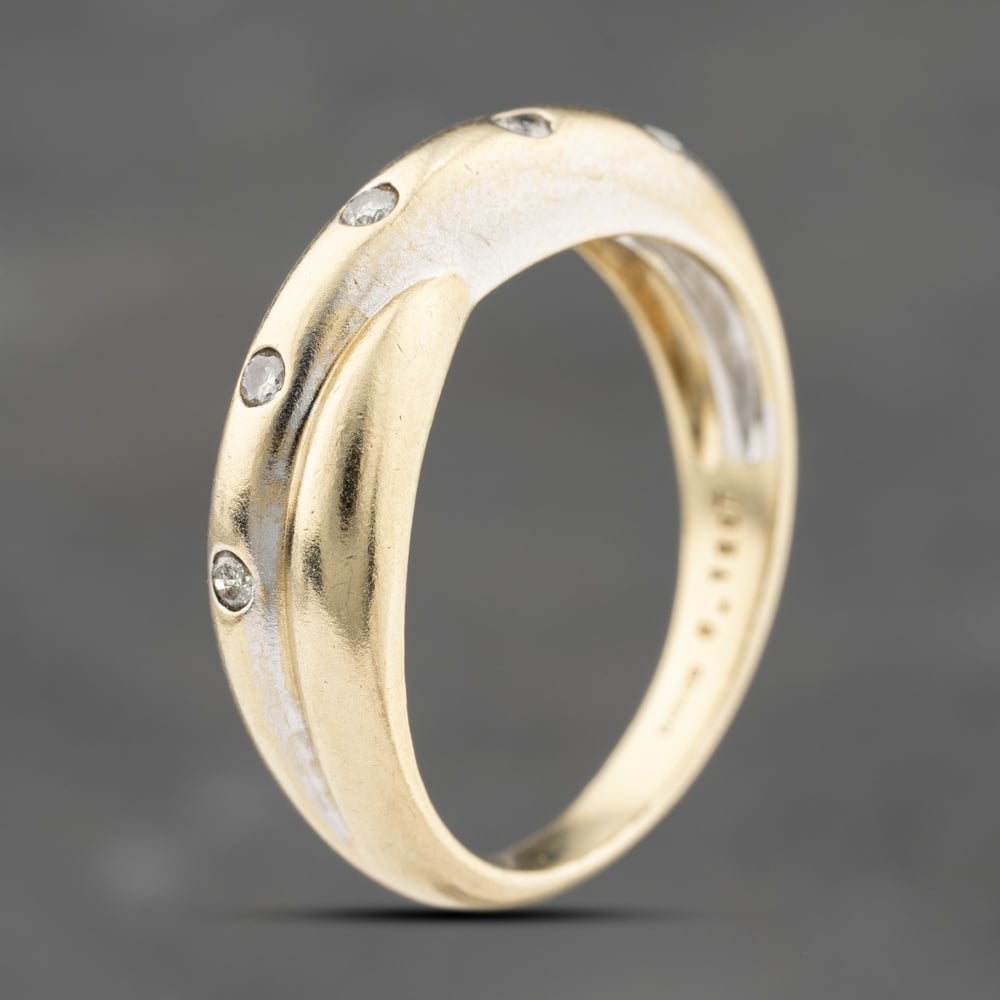 Second Hand 9ct Yellow Gold 0.12ct Brilliant Cut Diamond Crossover Ring 41482323