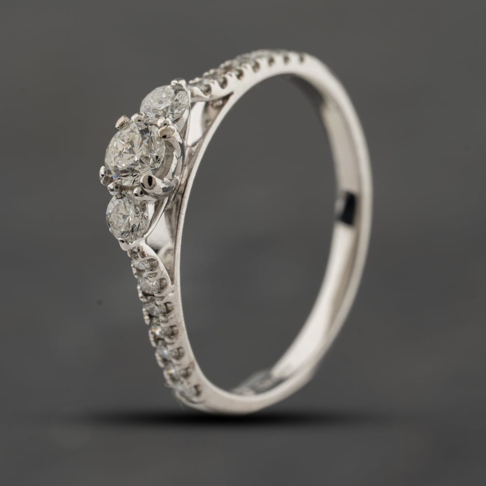 Second Hand 18ct White Gold 0.44ct Brilliant Cut Diamond Shoulder Set Three Stone Ring 41482361