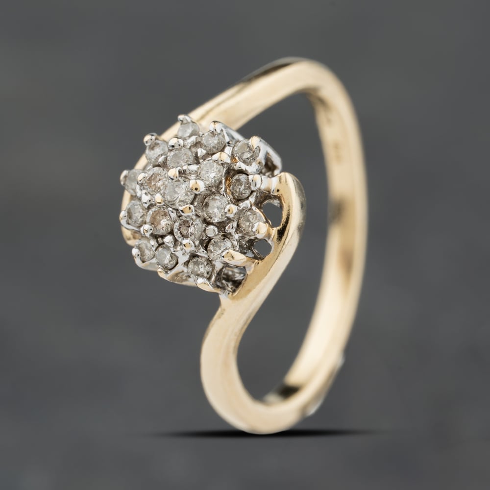 Second Hand 9ct Yellow Gold 0.19ct Diamond Twist Cluster Ring 41482581
