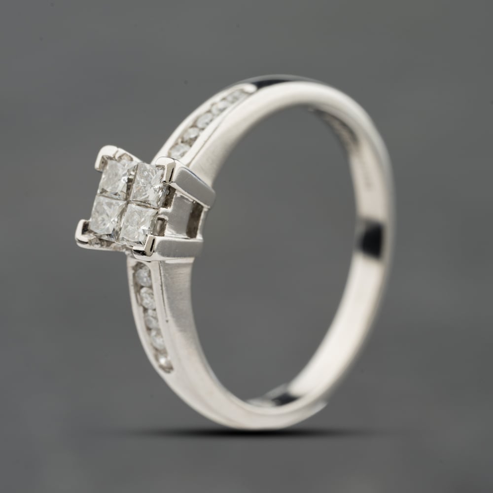 Second Hand 18ct White Gold 0.55ct Diamond Square Cluster Ring 41482644