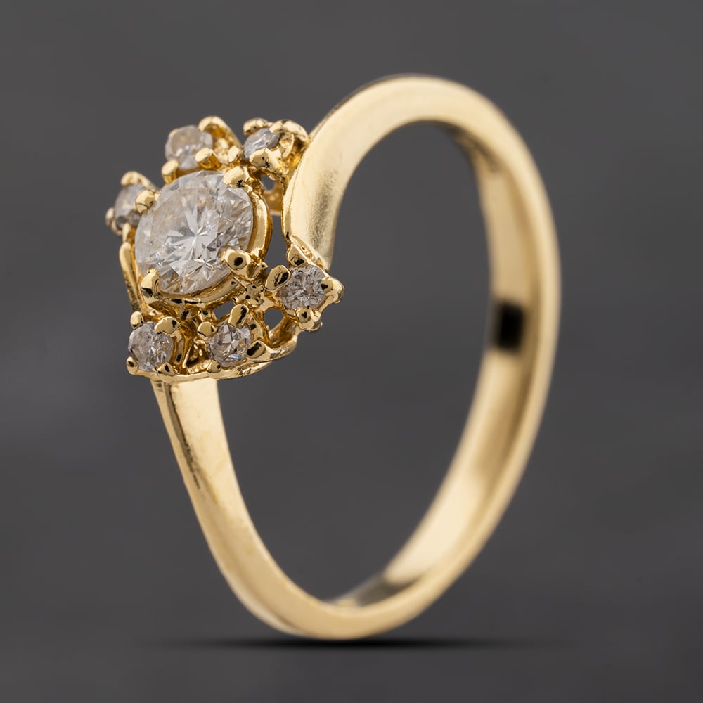 Second Hand 18ct Yellow Gold 0.45ct Brilliant Cut Diamond Twist Shoulder Set Solitaire Ring 41482699