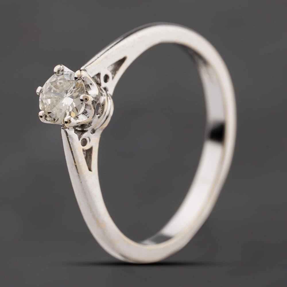 Second Hand 18ct White Gold 0.25ct Brilliant Cut Diamond Solitaire Ring 41482708