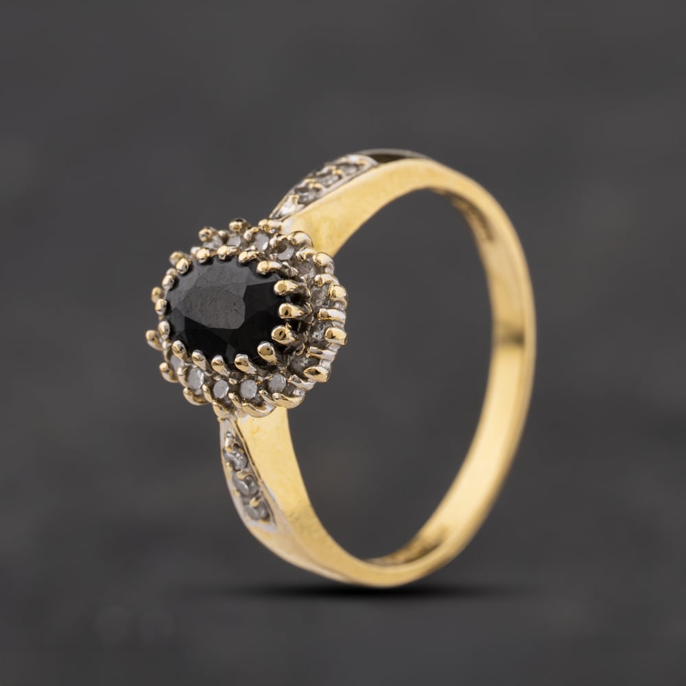 Second Hand 18ct Yellow Gold Sapphire & 0.25ct Diamond Oval Cluster Ring 41482717